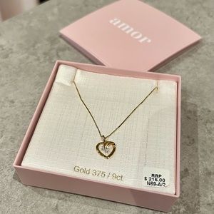 amor gold heart pendant necklace